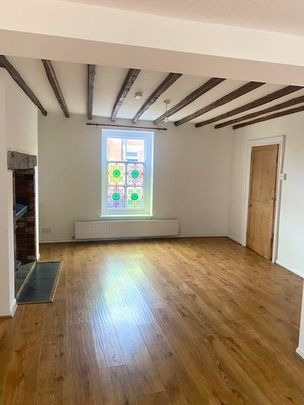 3 bedroom terraced house to rent - Photo 1