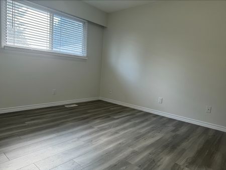 32980 7th Avenue - Photo 5