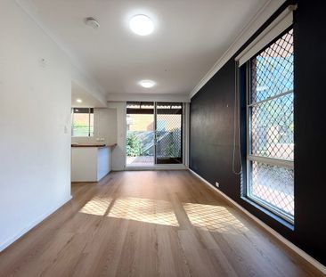 Beautiful Townhouse in Marsfield! - Photo 5