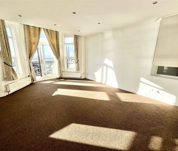 Mount Liell Court East, The Leas, Westcliff-on-Sea, Essex, SS0 8HH - Photo 2