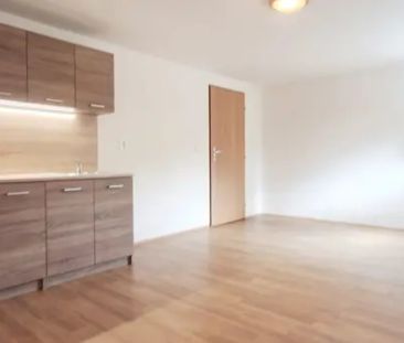 Pronájem bytu 1+kk Olomouc, ulice Jihoslovanská - Photo 1