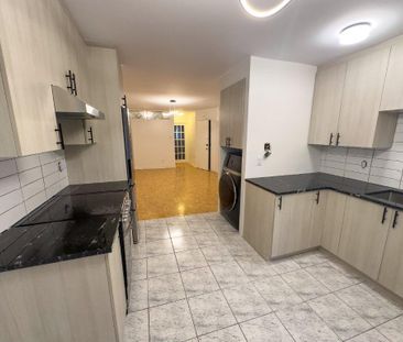 Grand 3 ½ Plateau Mont-Royal près du parc DeLorimier - Photo 3