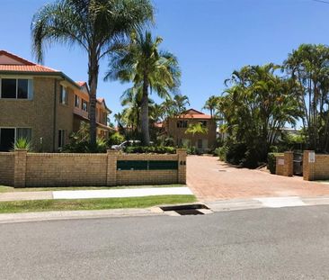 3 Bed Townhouse in Prime Coomera Location - Photo 3