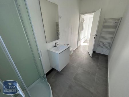 Location Appartement 2 pièces 28m² ELEU DIT LEAUWETTE 62300 - Photo 2