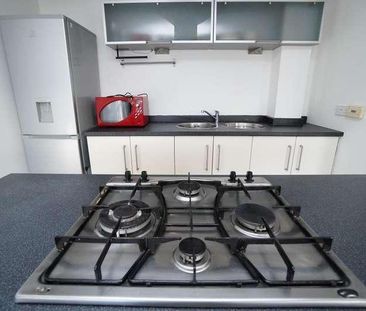 Strathblane Gardens, Glasgow, G13 - Photo 6