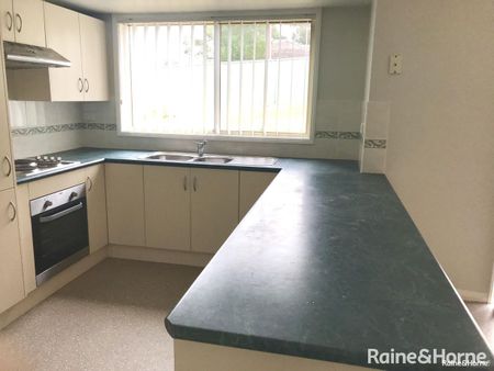 Comfort, Space and Convenience - Photo 3