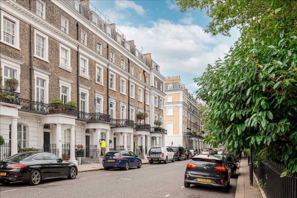 Thurloe Square, South Kensington - Photo 1