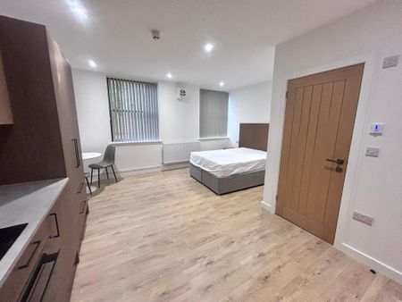 Studio to rent - Photo 2