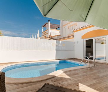 Moradia T4 em Faro - Photo 1