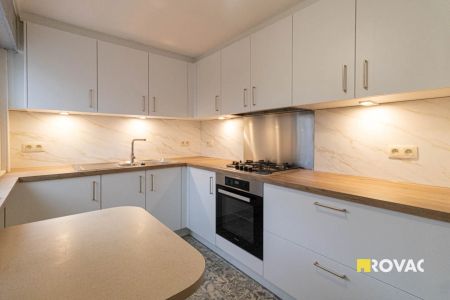 Kloeke halfopen bebouwing met terras - Photo 4