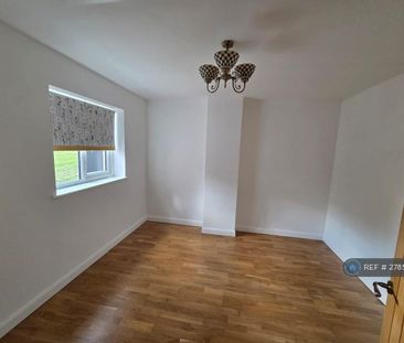 4 bedroom detached house to rent - Photo 6