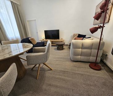 Koffer packen & einziehen: Stilvoll möblierte Altbauwohnung mit neu... - Foto 1
