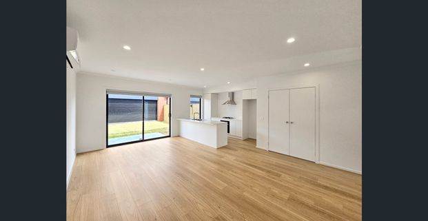 Apply Now! - Photo 1