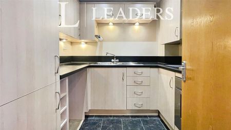 2 bedroom apartment to rent Tucker Drive, Witham, CM8 - Photo 5