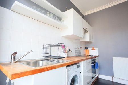 1 bedroom flat to rent - Photo 5