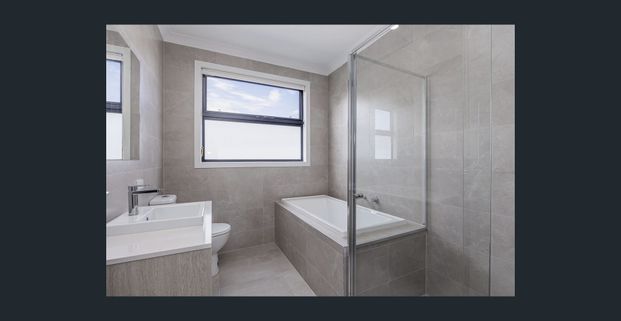 Modern Living in Woodville – Perfectly Positioned! - Photo 1