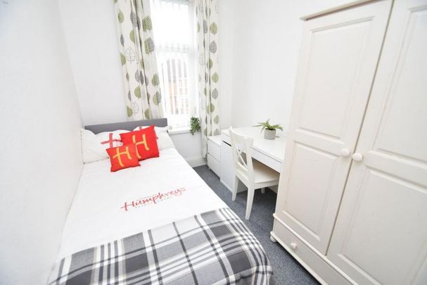 4 bedroom house to rent - Photo 1