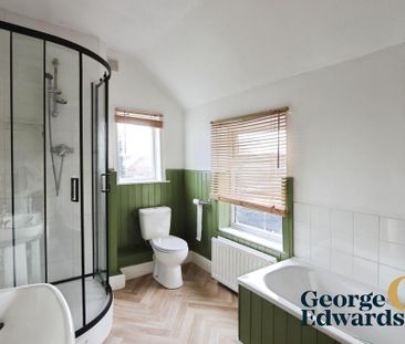 2 bedroom semi-detached house to rent - Photo 4