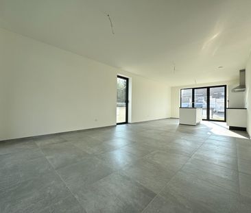 Nieuwbouwappartement met 2 slaapkamers te huur in Maasmechelen - Photo 1