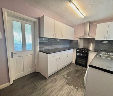 Dolphin Lane, Birmingham, B27 - Photo 4