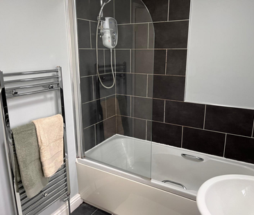 2 bedroom apartment to rent - Photo 5