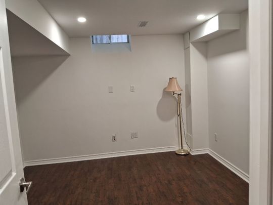 For Lease - 55 Rollinghill Road Unit# Bsmt, Richmond Hill, Ontario - Photo 1