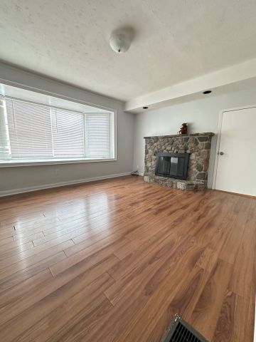 For Lease - 218 Finch Avenue Unit# Main, Toronto, Ontario - Photo 2