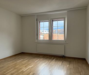 Charmante 3.5-Zimmer-Wohnung mit Balkon in Lachen SZ - Foto 3
