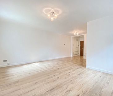 Priory Road, South Hampstead, London NW6 - Photo 5