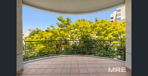 Live in the heart of South Yarra - Photo 1