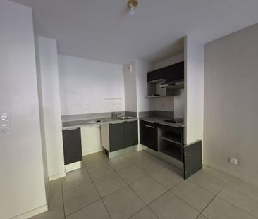 Location Appartement 2 pièces 49m² TALENCE 33400 - Photo 3