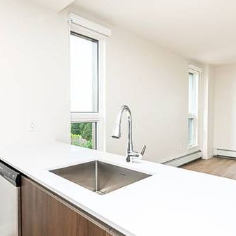 Great Location 2 Bed+ Den 1 Bath on Cambie St Near Oakridge!!! - Photo 1