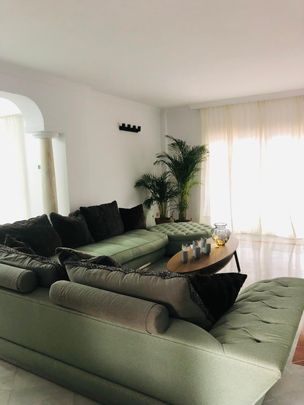 Chalet en alquiler en Ricmar, Marbella - Photo 1