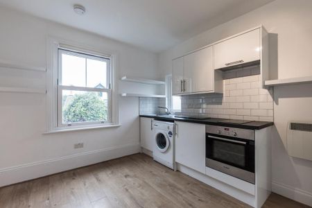 Flat to rent - Photo 3