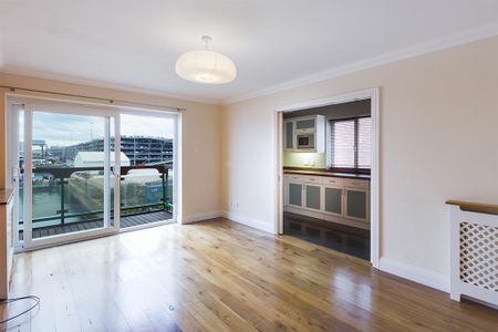 2 bedroom flat to rent - Photo 5