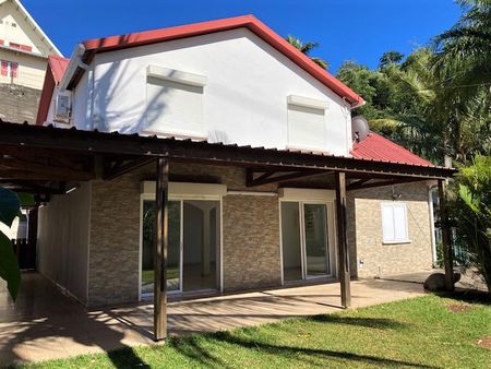 Location Maison 7 pièces 188m² STE CLOTILDE 97490 - Photo 3