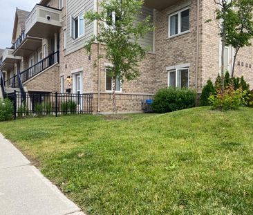 For Lease - 250 Sunny Meadow Boulevard Unit# 110, Brampton, Ontario - Photo 4