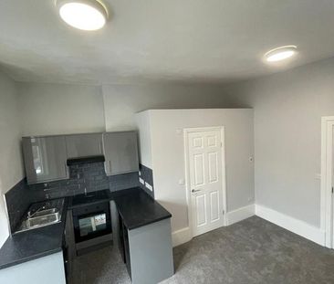 1 Bed Flat, Osbaldeston Road, N16 - Photo 1