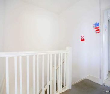 4 bedroom property to rent in Ilford - Photo 2