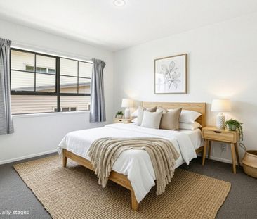 Sunny & Private 3-Bedroom Home - Photo 3