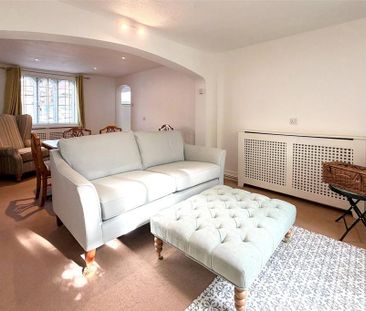 2 bedroom end of terrace house to rent - Photo 2