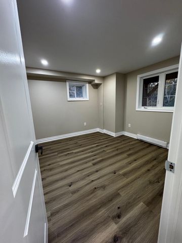 For Lease - 1438 Mockingbird Square Unit# Bsmt, Pickering, Ontario - Photo 5