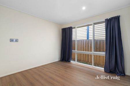 9 Lambeth Ave, Armadale - Photo 2