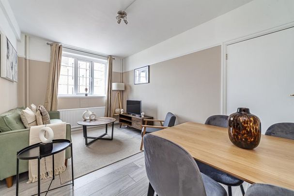 2 bedroom flat to rent - Photo 1