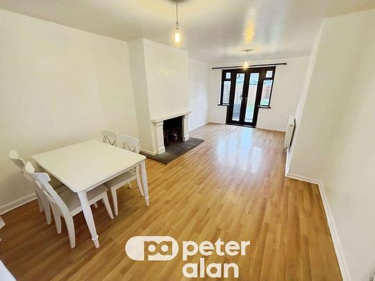 Ty Isaf Park Avenue, Risca, Newport, NP11 - Photo 1