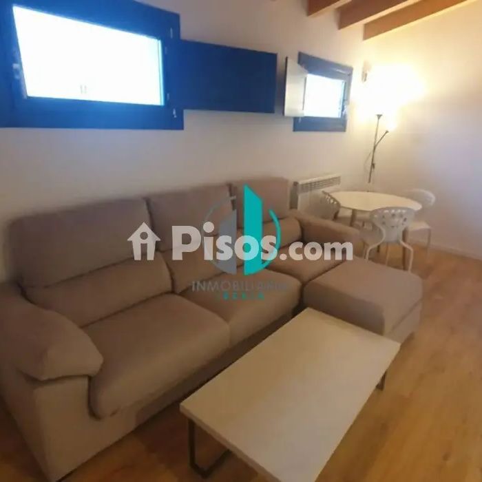 Dúplex en alquiler en Calle de Bretón de los Herreros - Photo 1