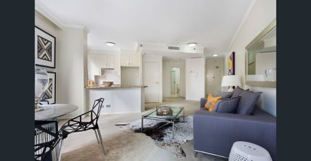 Modern One Bedroom Apartment in the Heart of Sydney CBD - Photo 5