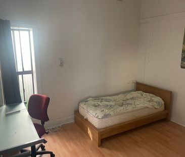 7-bedroom shared house, Charles Street - Photo 1