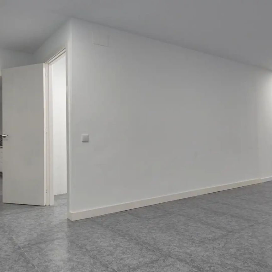 Piso de alquiler en Riera de Can Toda, La Salut - Foto 1