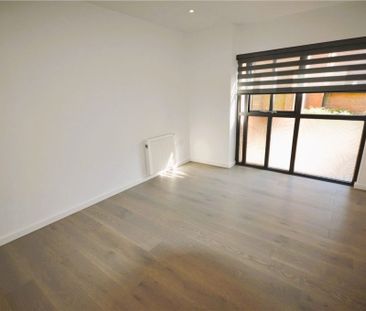 1 Bedroom Flat / Apartment - Capitol House, Bridge Street - Photo 1